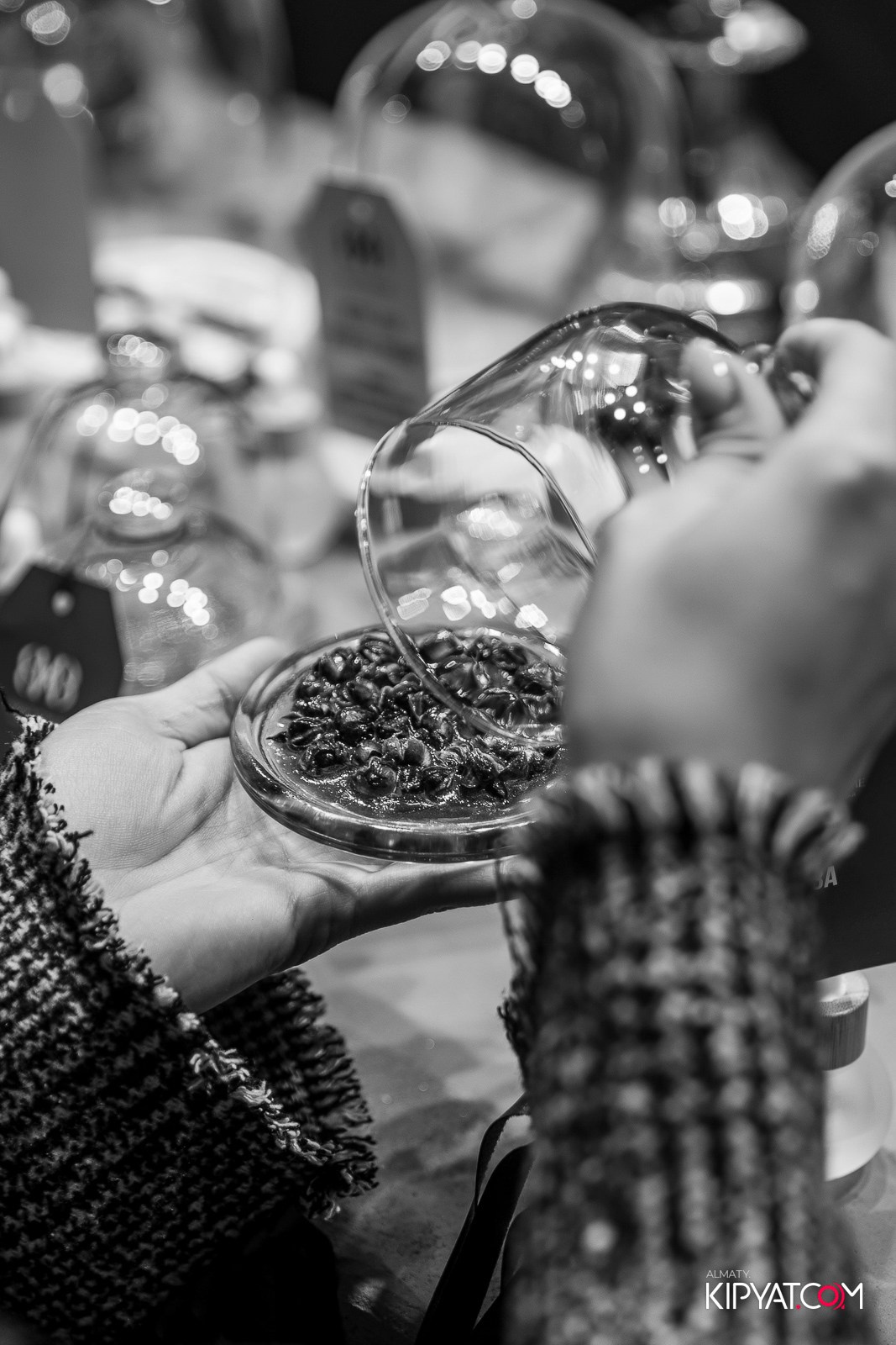 ОТКРЫТИЕ ПАРФЮМЕРНОГО ДОМА MAISON PERFUME. КИПЯТКОМ АЛМАТЫ!