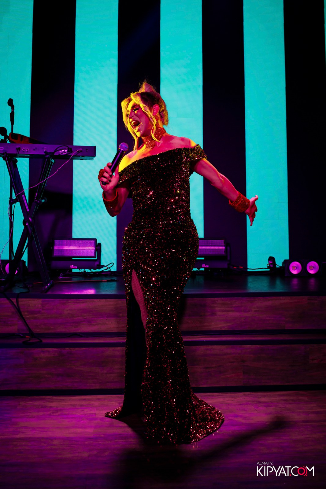 НОЧНОЙ КЛУБ ICON. КИПЯТКОМ АЛМАТЫ!