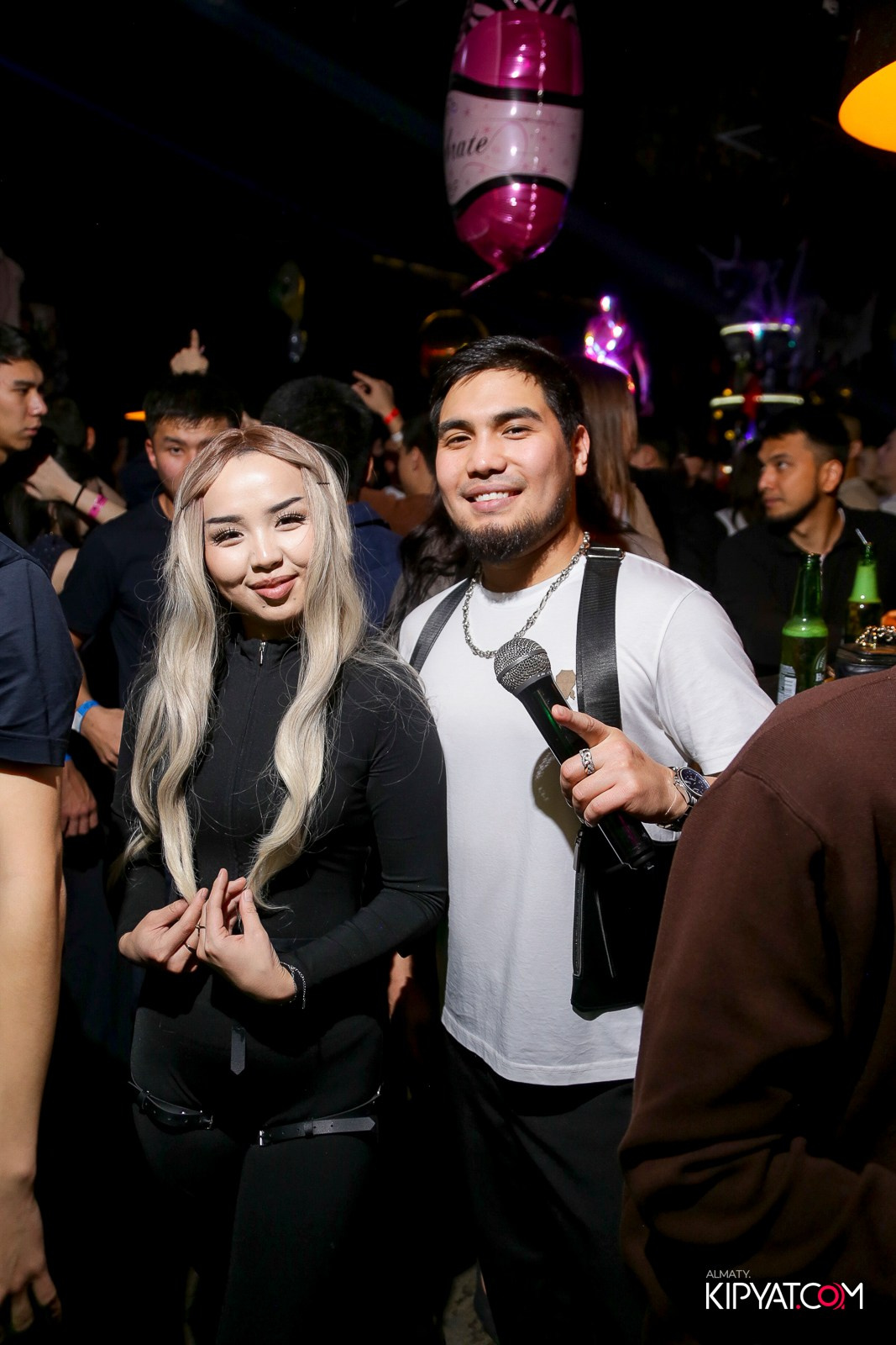 UYAT EMES BAR. КИПЯТКОМ АЛМАТЫ!