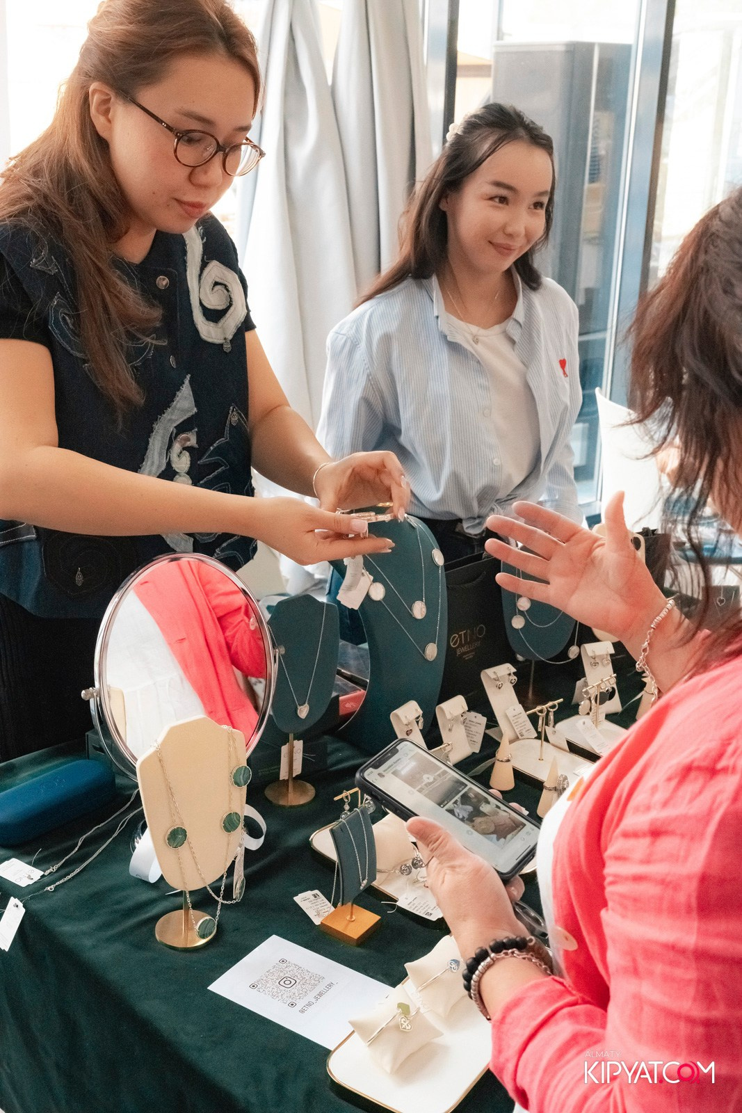 ETHNO POP-UP STORE, SABANTOI B SADU ARENA. КИПЯТКОМ АЛМАТЫ!