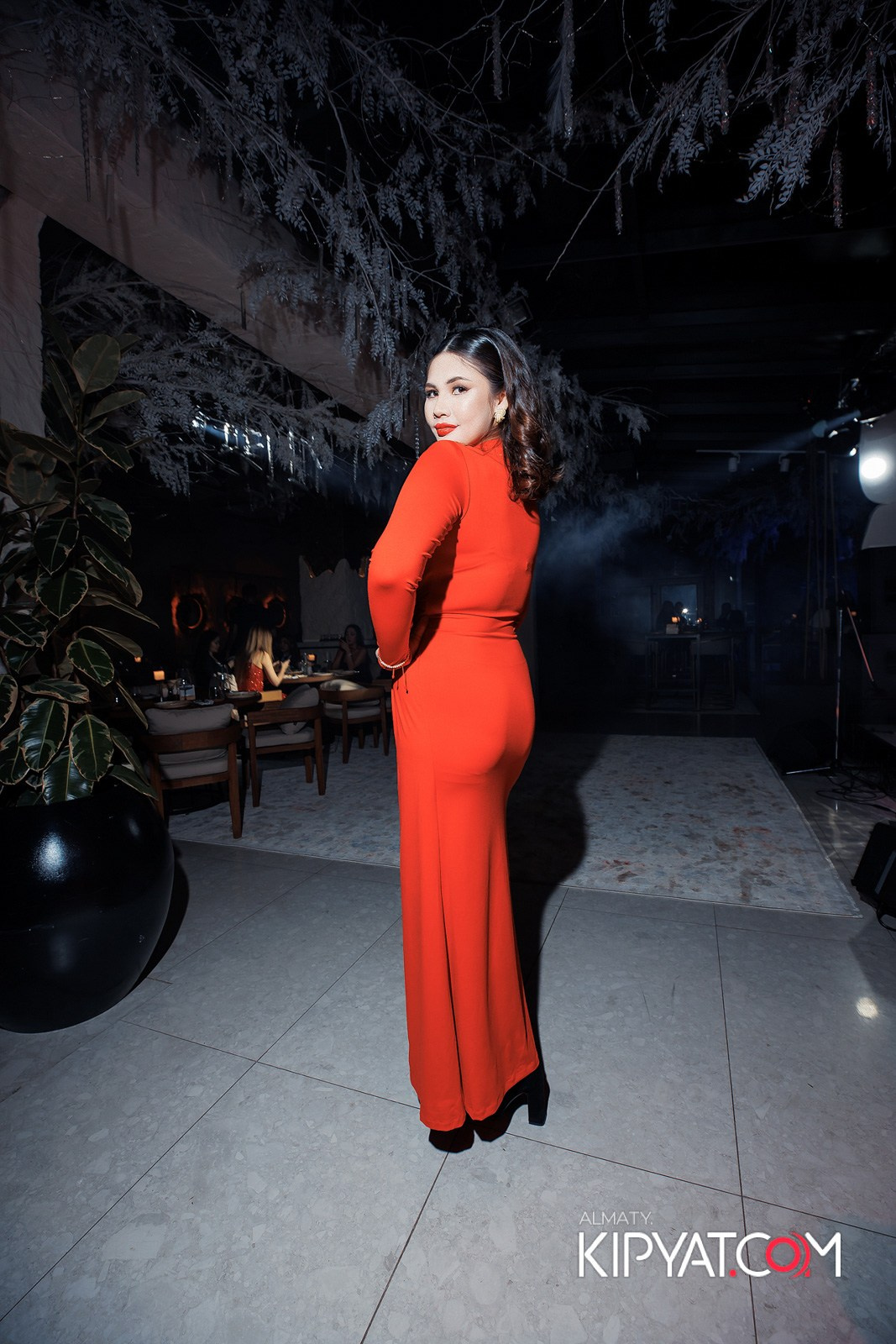 EDEN BAR & RESTAURANT. КИПЯТКОМ АЛМАТЫ!