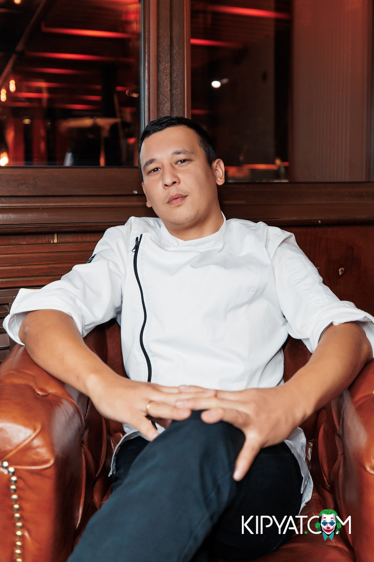 DICKENS RESTAURANT & BAR. КИПЯТКОМ АЛМАТЫ!