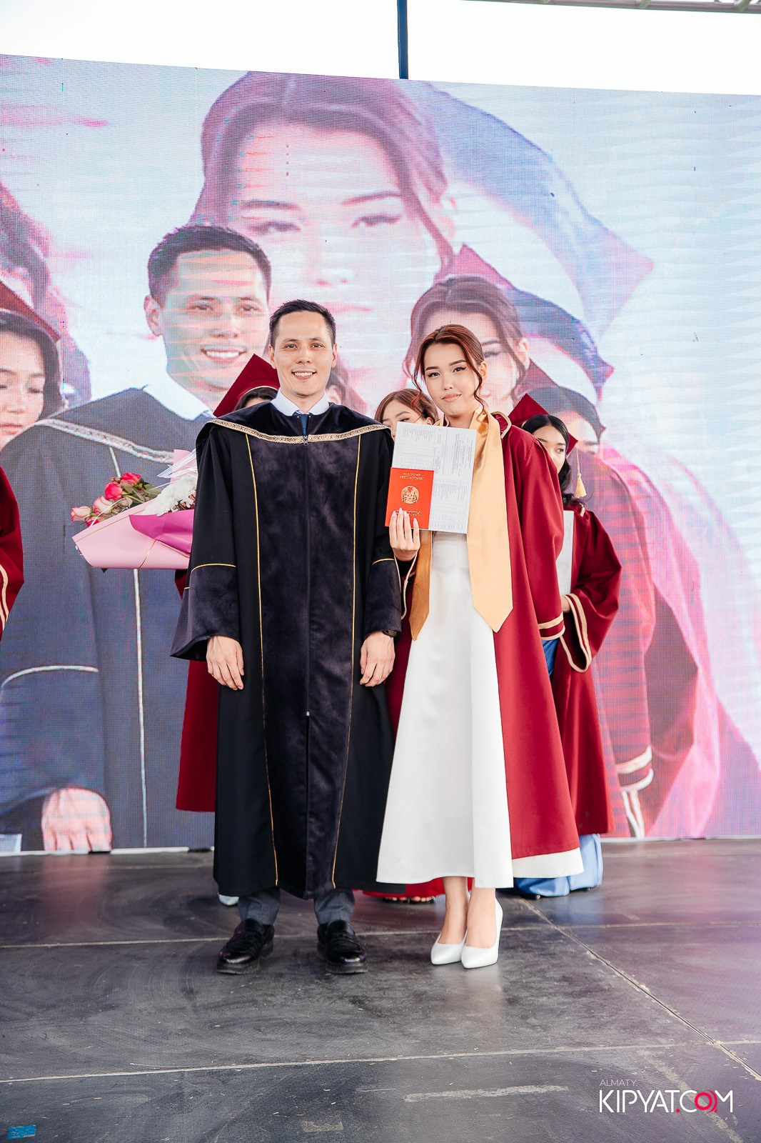 ВРУЧЕНИЕ ДИПЛОМОВ — НАРХОЗ КОЛЛЕДЖ. Part 4. КИПЯТКОМ АЛМАТЫ!