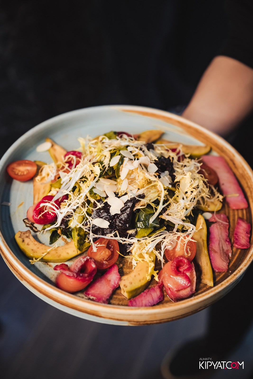 УХО И МЕДВЕДЬ НА ГАГАРИНА. КИПЯТКОМ АЛМАТЫ!