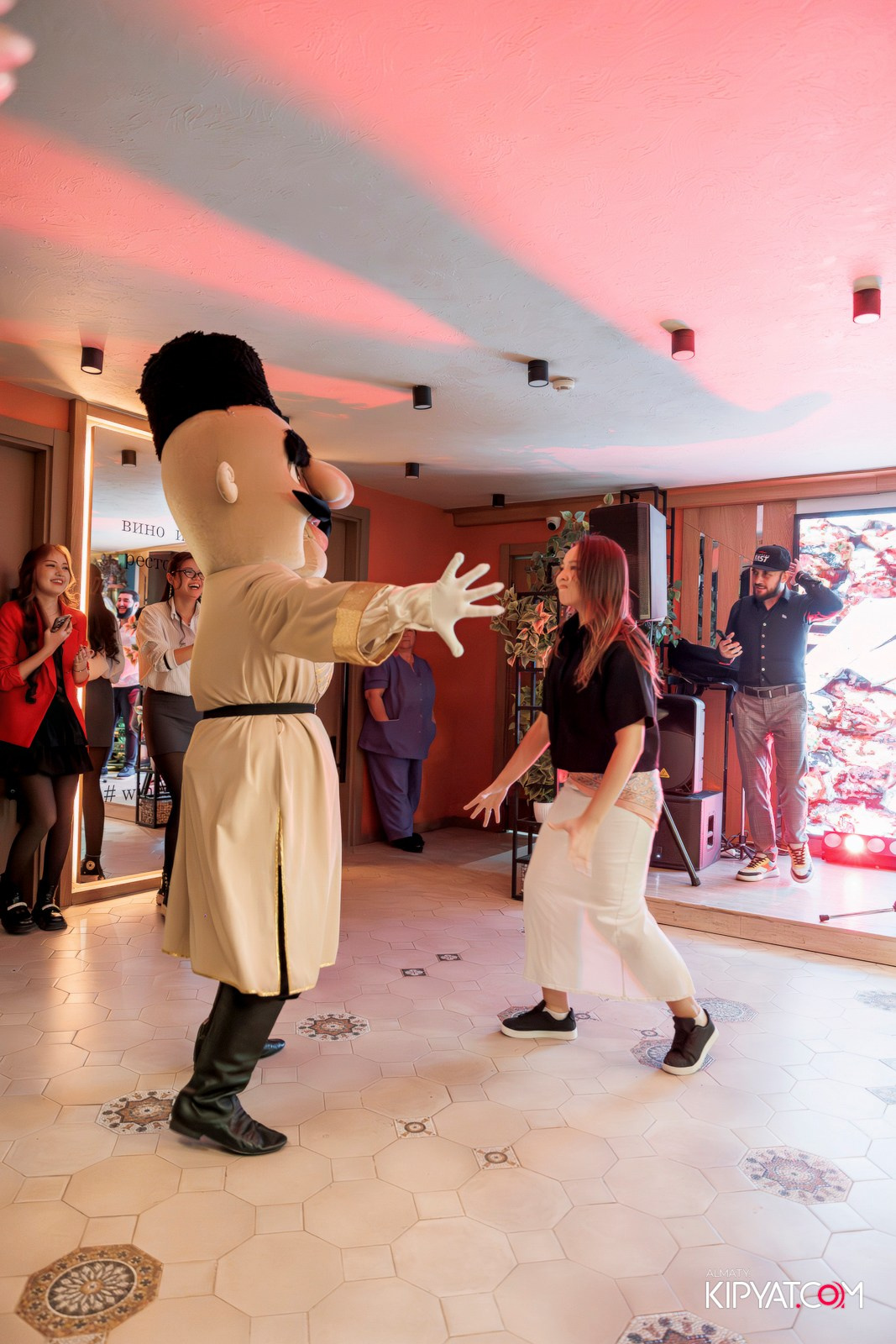 MODI RESTORANCHIK. КИПЯТКОМ АЛМАТЫ! Фотосъемка мероприятий в Алматы