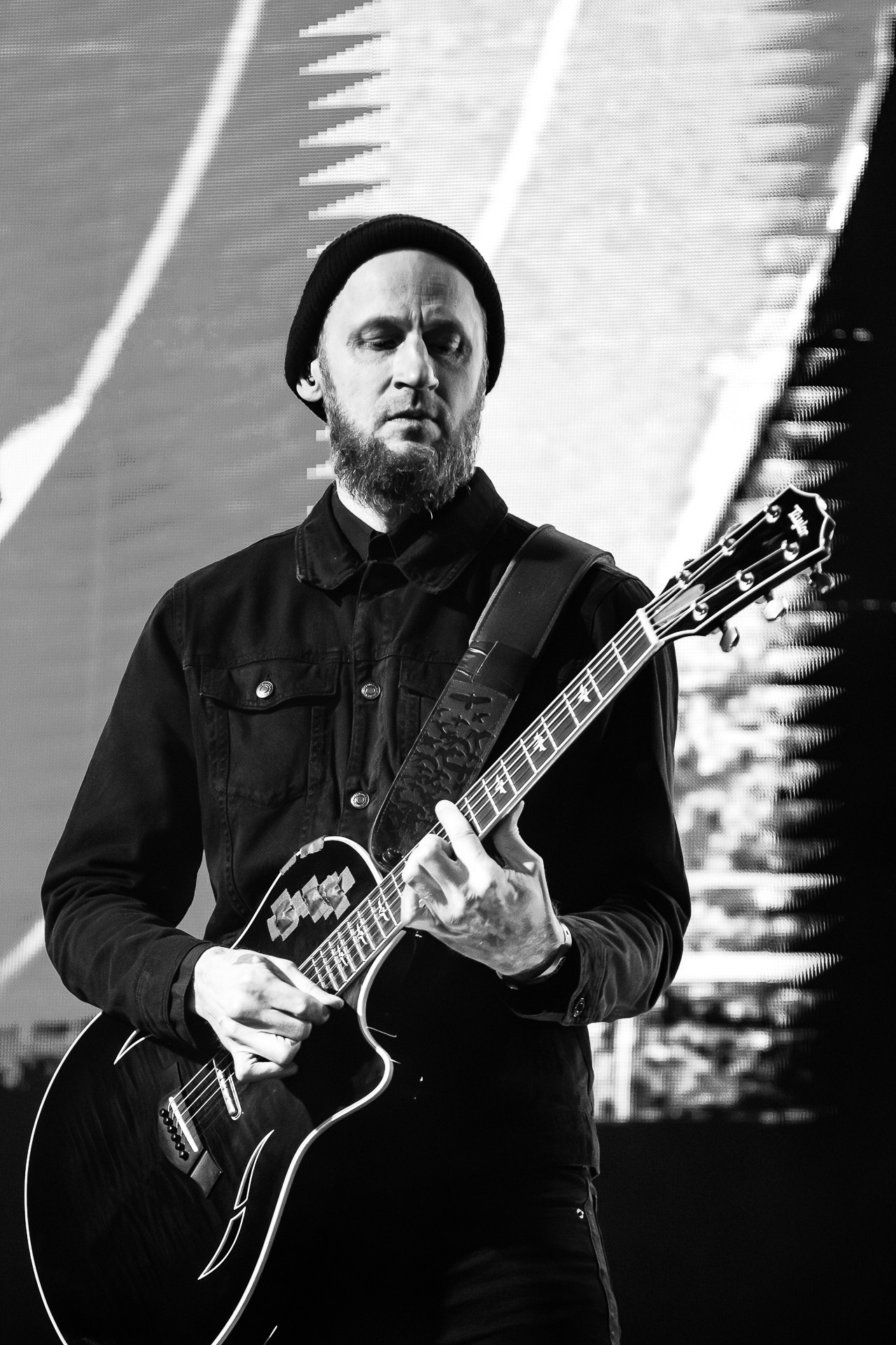 Дмитрий Кежватов, гитара. Группа КИНО, 21.06.25, фестиваль STEREOLETO, сад «Эрмитаж». Концерт в день рождения Виктора Цоя.