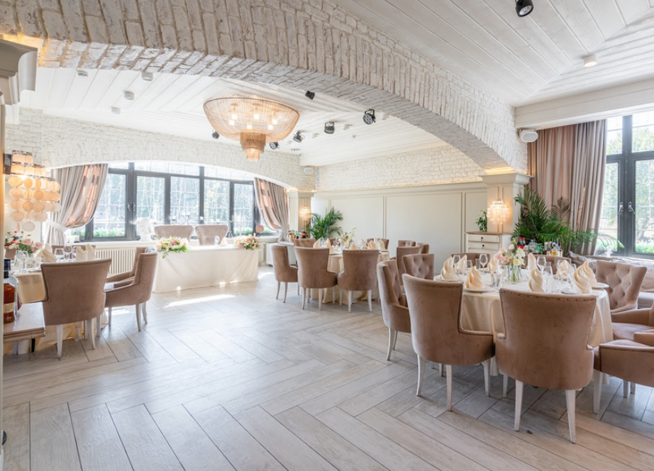 Площадка № 2-10. Свадебный организатор Москва