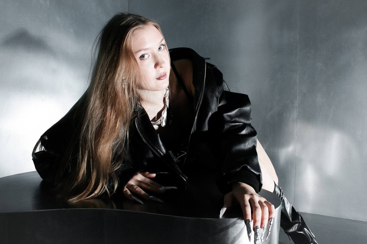 VICTORIA. Фотограф Москва Грошева Софья