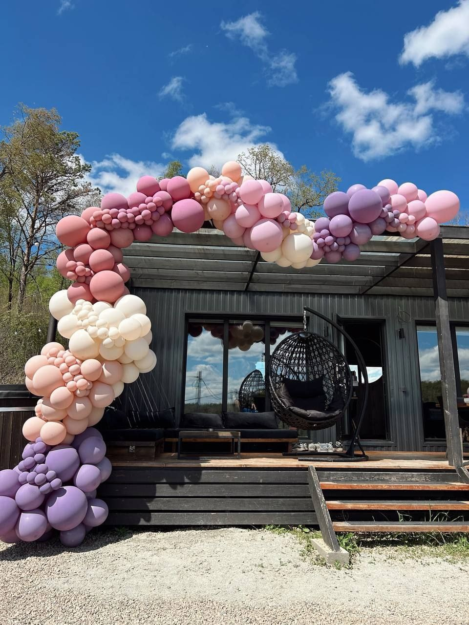 Bridal Shower. Balloons and decorations in Serbia. Delivery 24/7