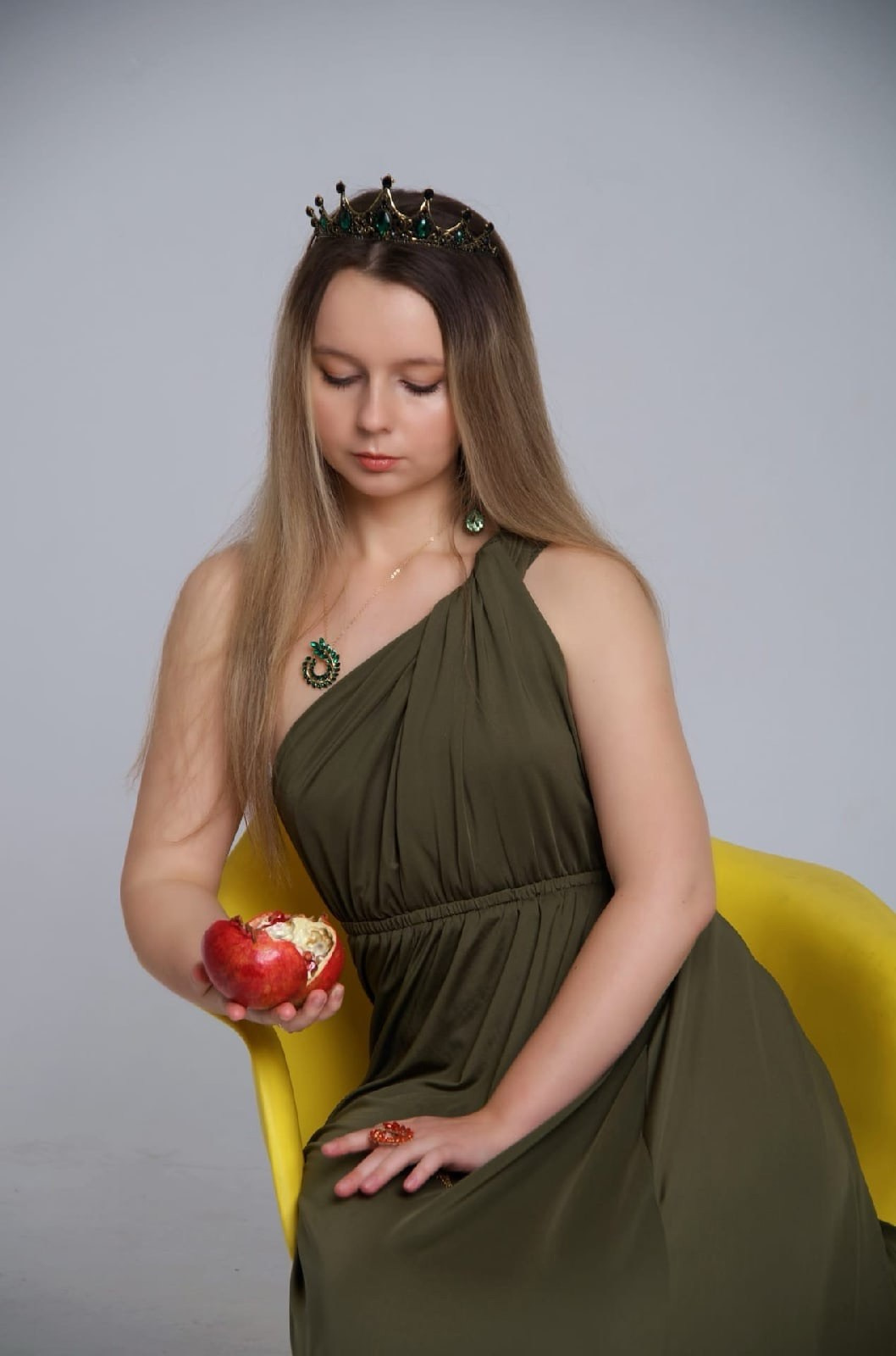 Женский портрет. Фотограф Марина Доглядная Челябинск фотосессии с лошадьми, мотоциклами