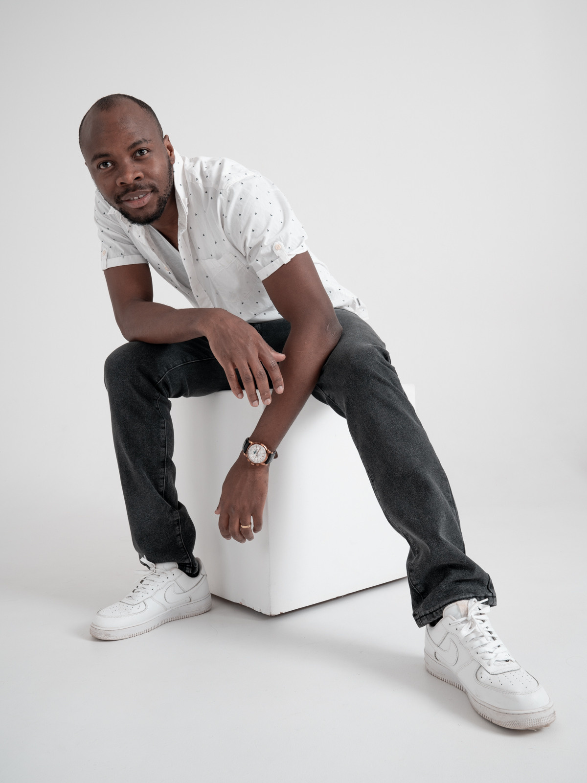 Кевин. KED Production — продакшн из СПб. Создаём фото, видео и контент, который помогает брендам и селлерам продавать больше