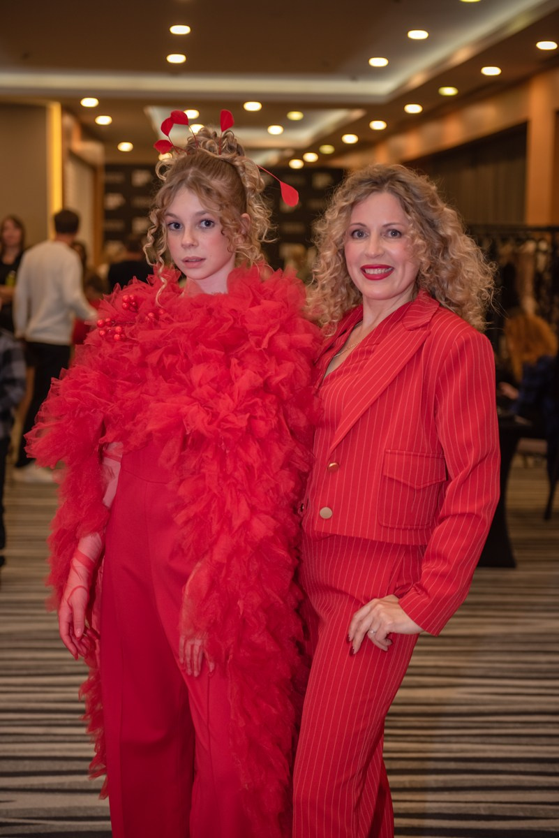 SochiFashionWeek2024 дизайнер Анохина Светлана. Семейный и коммерческий фотограф в Сочи Александр Бодунов