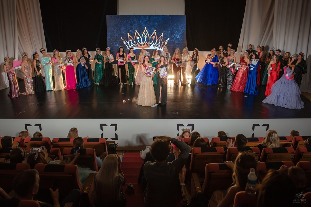 GrandFashionShow2024. Семейный и коммерческий фотограф в Сочи Александр Бодунов