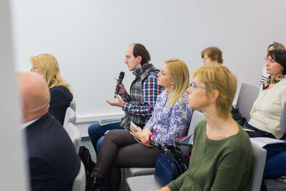 Репортажная съемка на бизнес-симпозиумах | Создайте исключительные снимки для вашего мероприятия