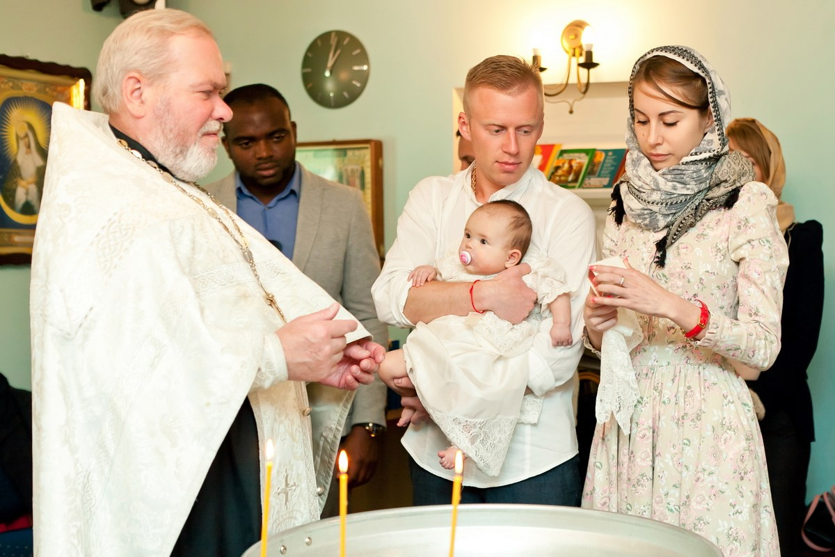 Крещение Свято-Троицкий Храм. г. Всеволожск. Фотограф на крещение в Санкт Петербурге