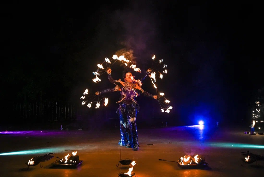 Новинка!!! Crystal show!!!. Огненно-пиротехническое шоу, салюты, пиротехника на ваш праздник!