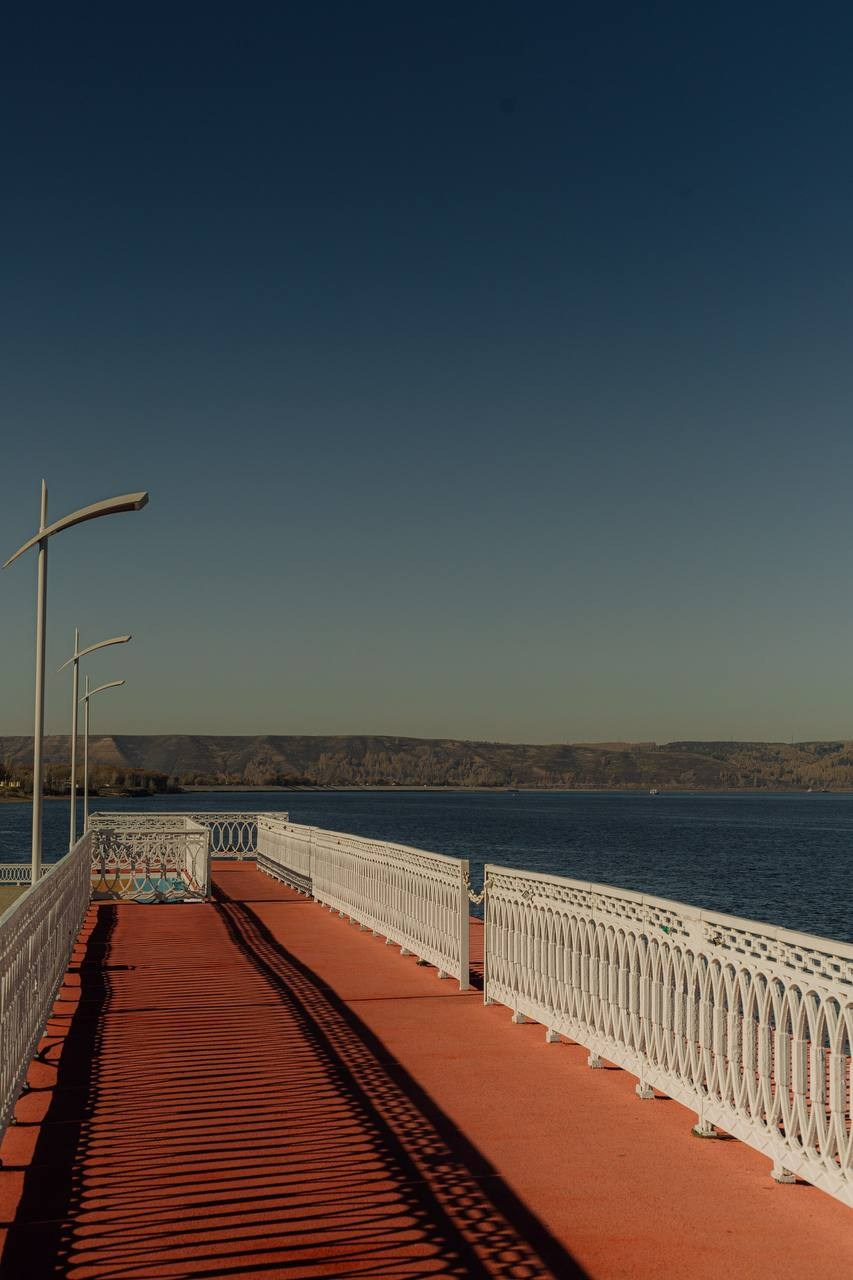 Пейзажи и город