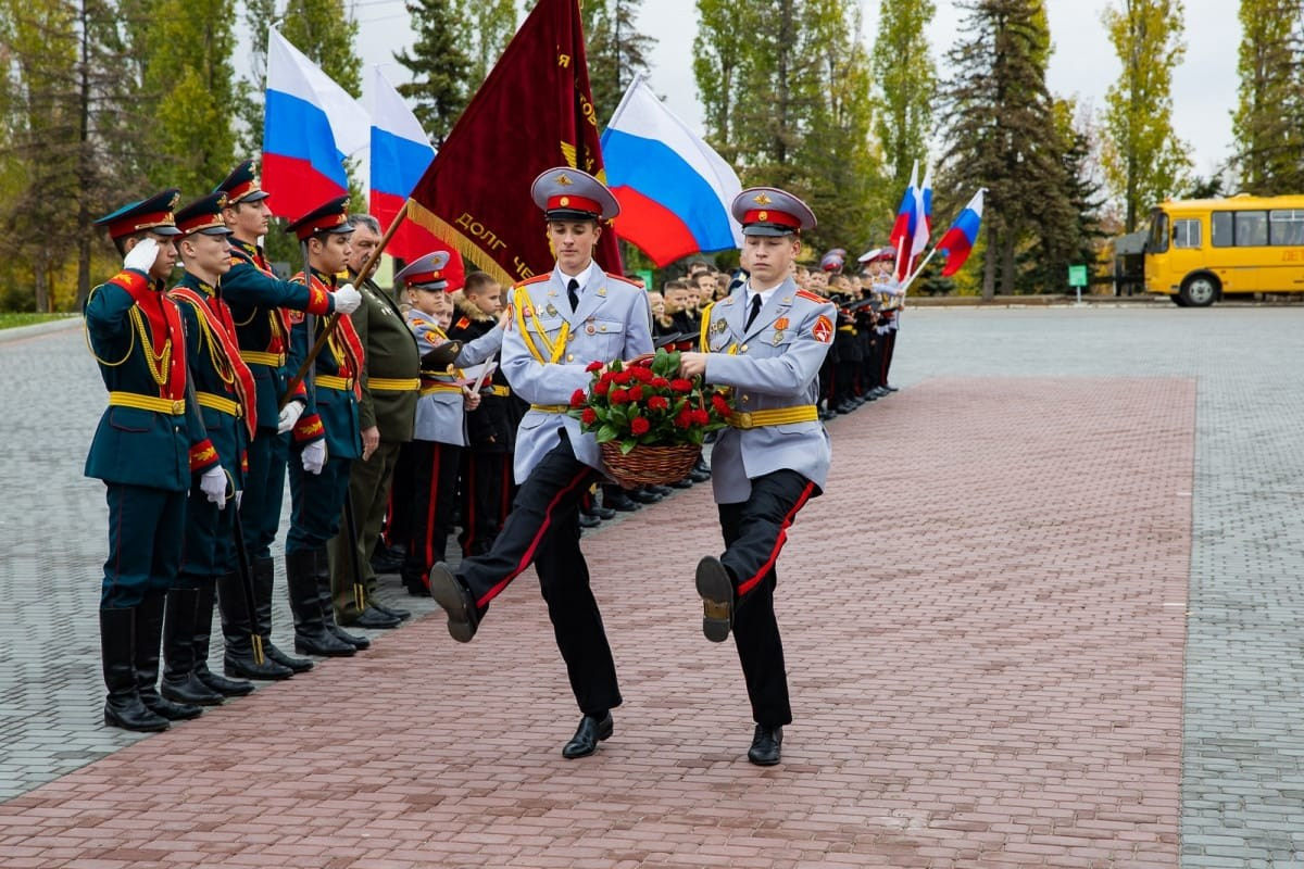 Священник поздравил кадетов с принятием Присяги. Саратовское Северо-Западное благочиние