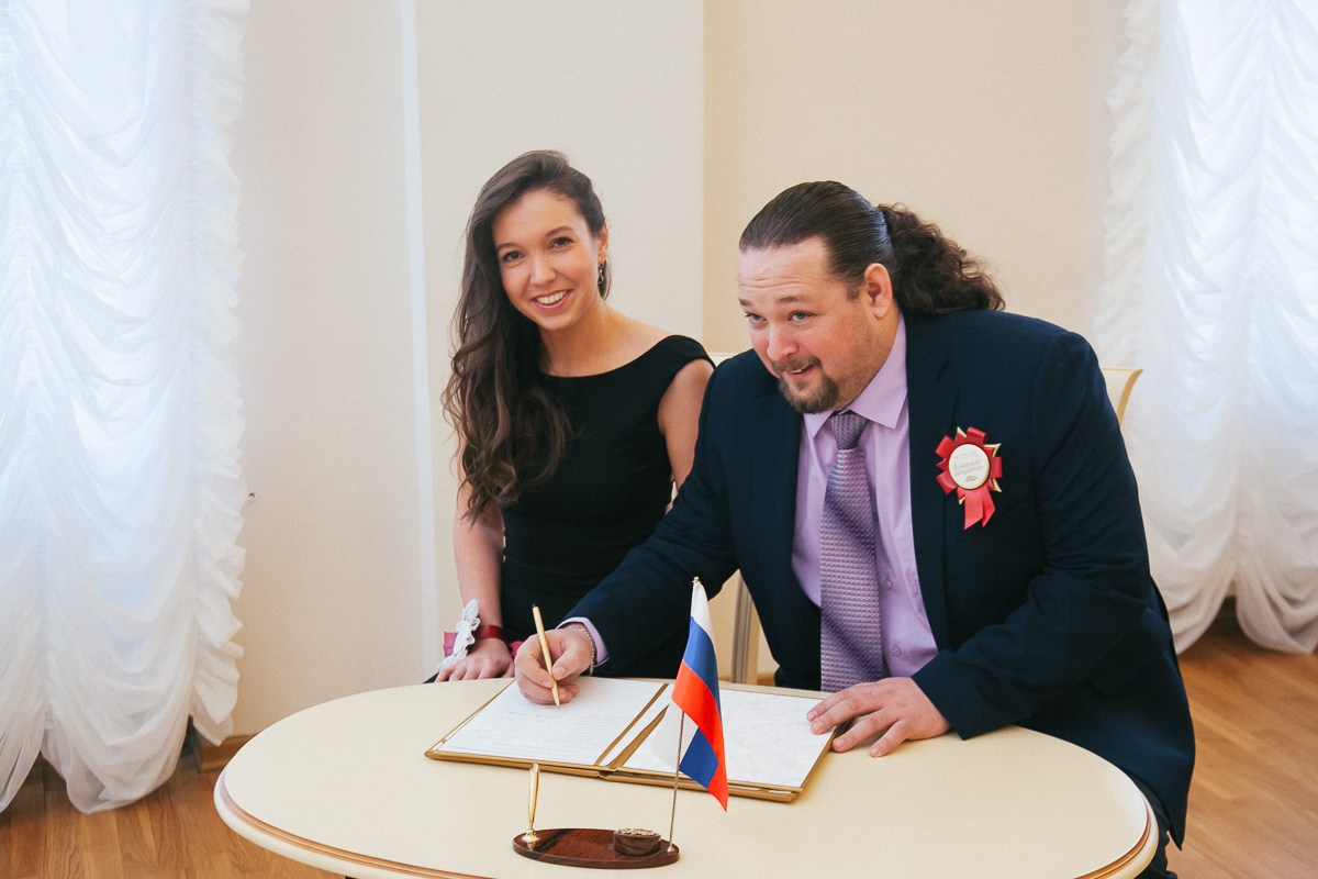 Зимняя свадебная фотосъемка в Санкт-Петербурге. Фотограф крещение венчание в Петербурге! Помогает подобрать храм и посоветовал душевного батюшку в СПб