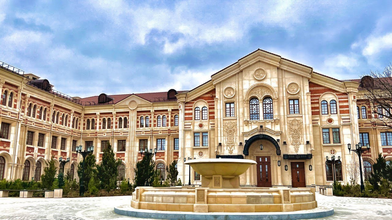 Самые красивые локации города Севастополь. Где пофотографироваться в Севастополе? Локации для фото. 1 место. Первое место. Место. Бывшее мес. Профессиональная фотосъемка в Крыму. Натуральные эмоции и живые кадры. Забронируйте дату прямо сейчас!