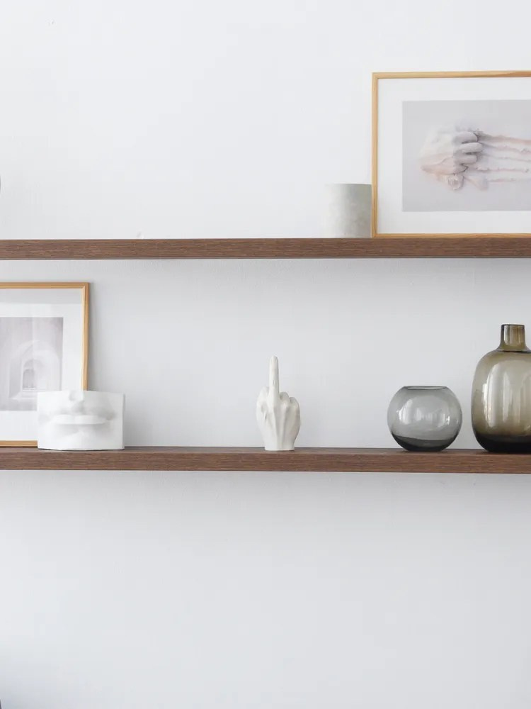 Статуэтка/фигурка «Средний палец»