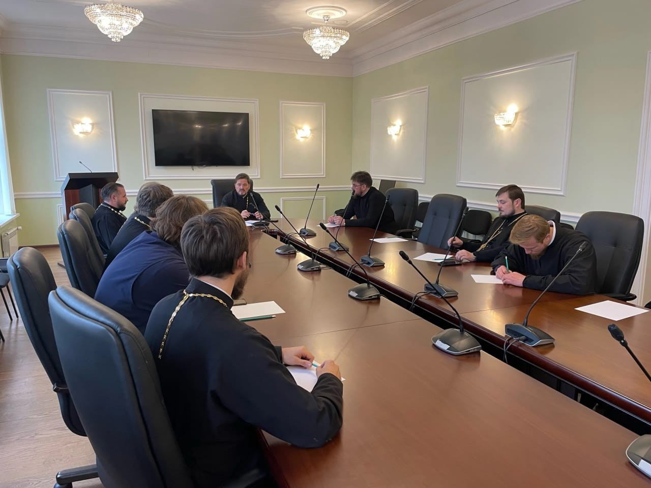 Состоялось совещание рабочей группы, посвященное проведению ежегодного крестного хода с Казанской иконой Божией Матери. Саратовское Северо-Западное благочиние