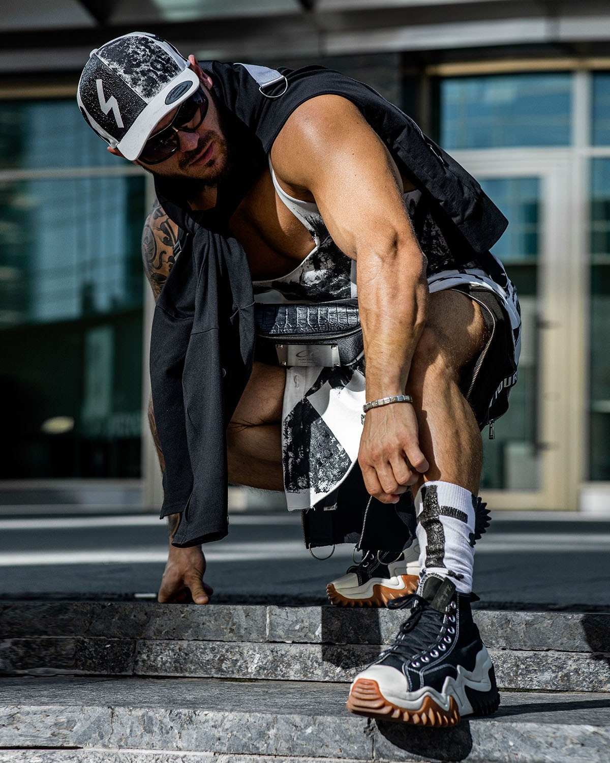 Дизайнерская одежда @ALEX KROWN. Art photographer Nino