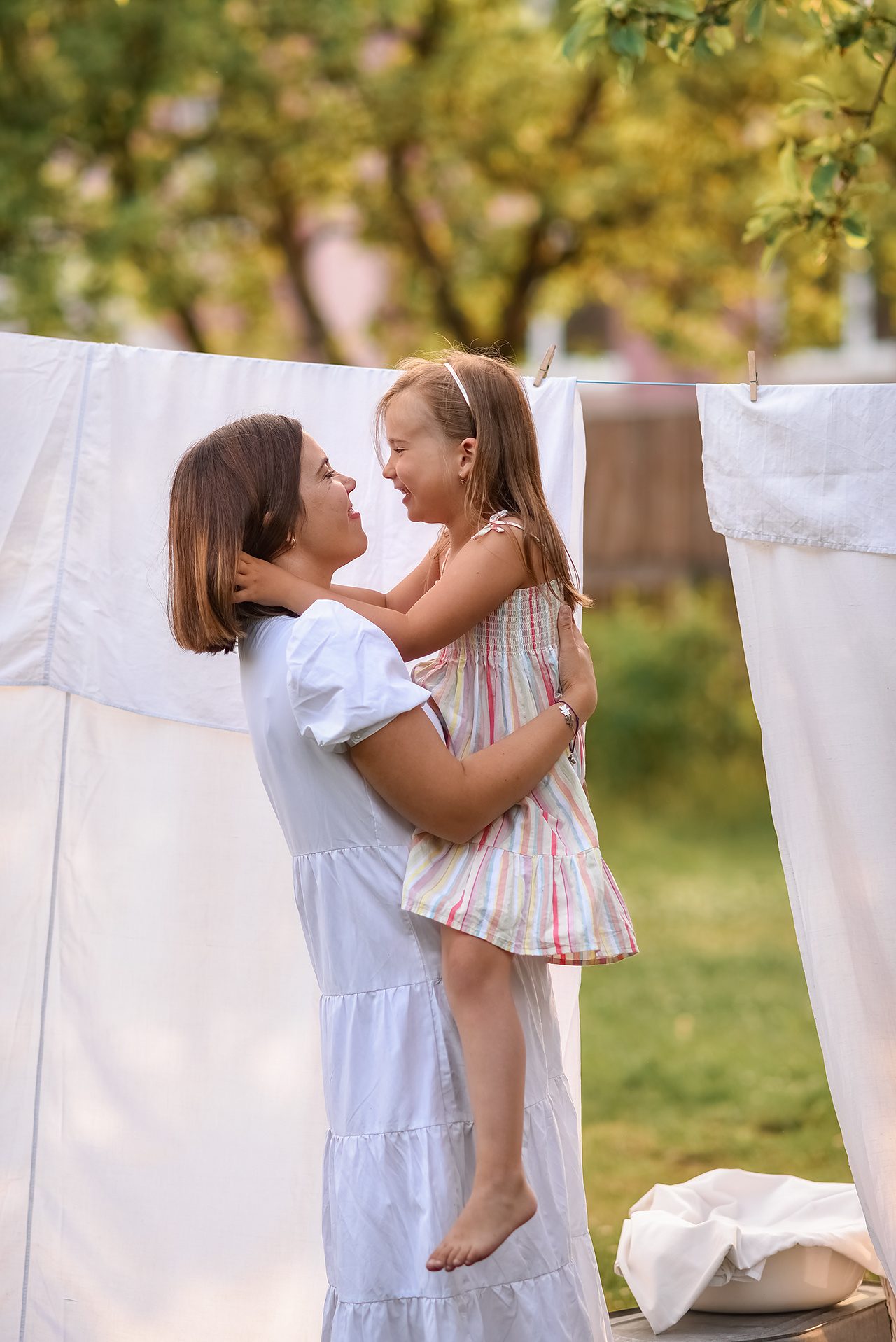 Фотосессия с белыми простынями. Фотограф Юлия Кондратьева