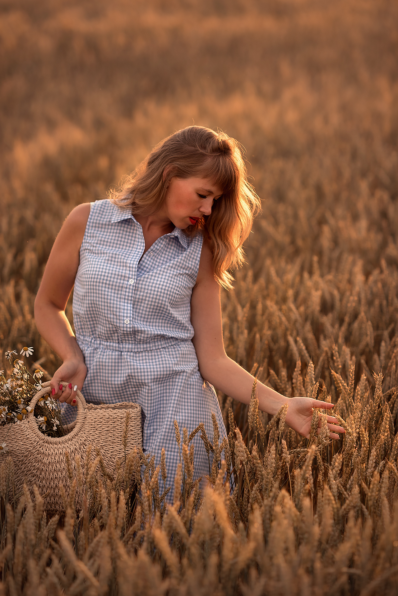 Фотосессия на даче героев в санкт-Петербурге. Фотограф Юлия Кондратьева