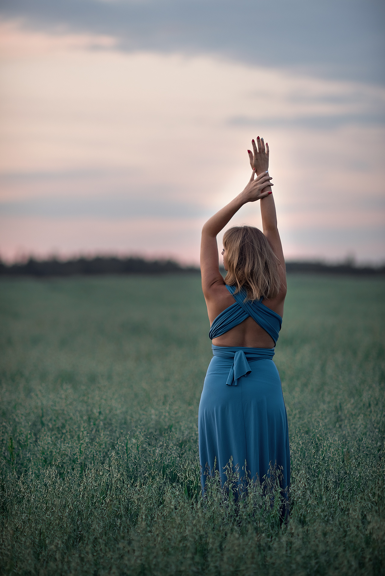 Фотосессия на даче героев в санкт-Петербурге. Фотограф Юлия Кондратьева