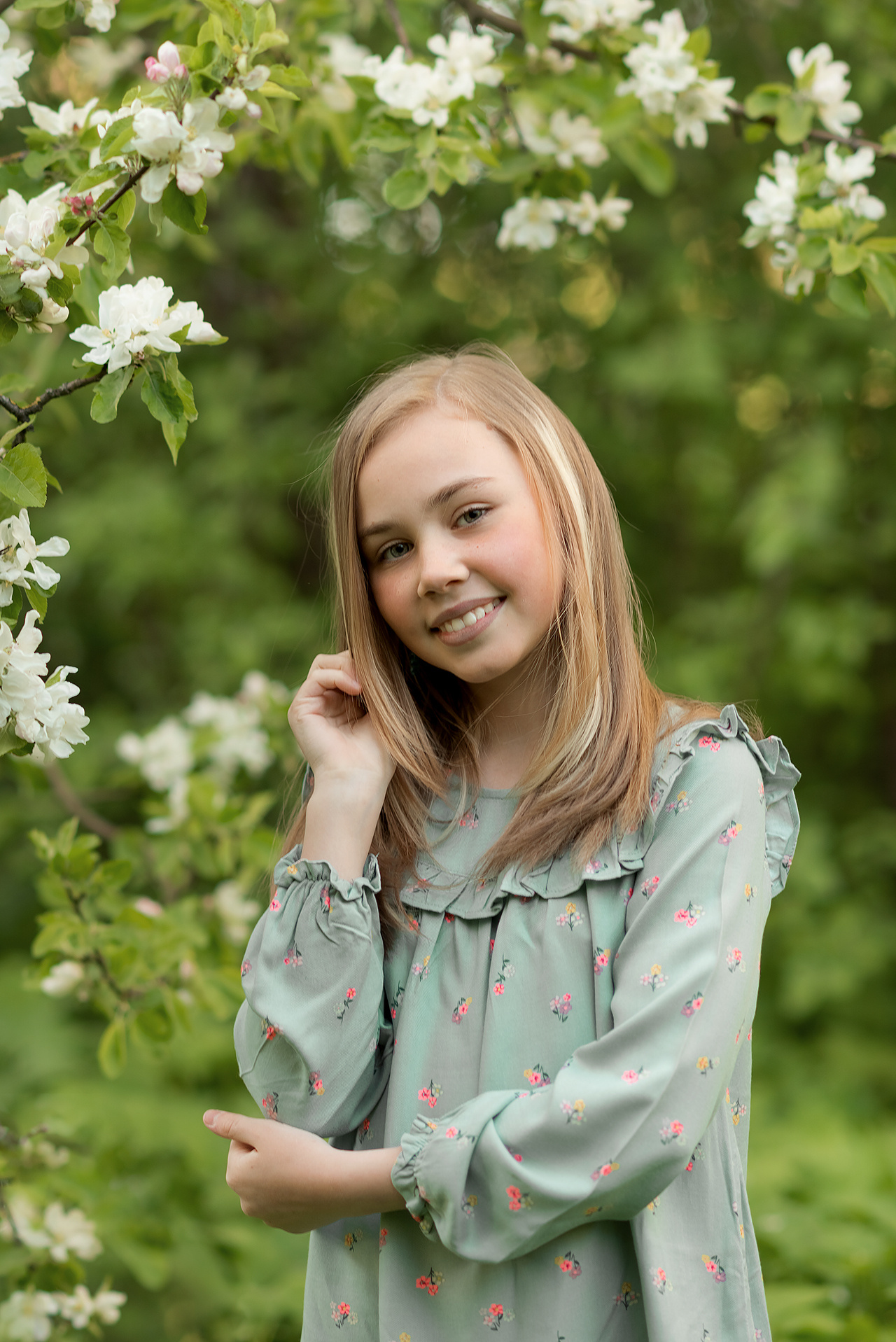 Фотосессия в цветении в Санкт-Петербурге. Фотограф Юлия Кондратьева