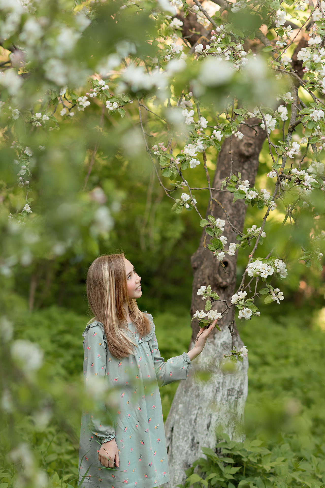 Фотосессия в цветении в Санкт-Петербурге. Фотограф Юлия Кондратьева