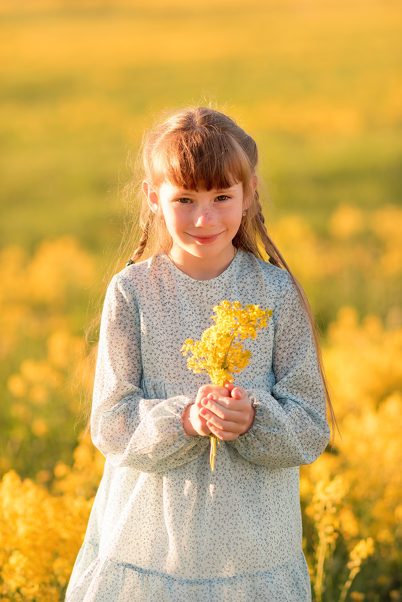 Фотосессия в цветении в СПб. Фотограф Юлия Кондратьева