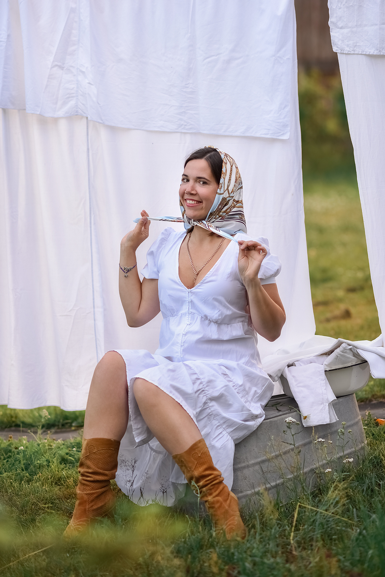 Фотосессия с белыми простынями. Фотограф Юлия Кондратьева