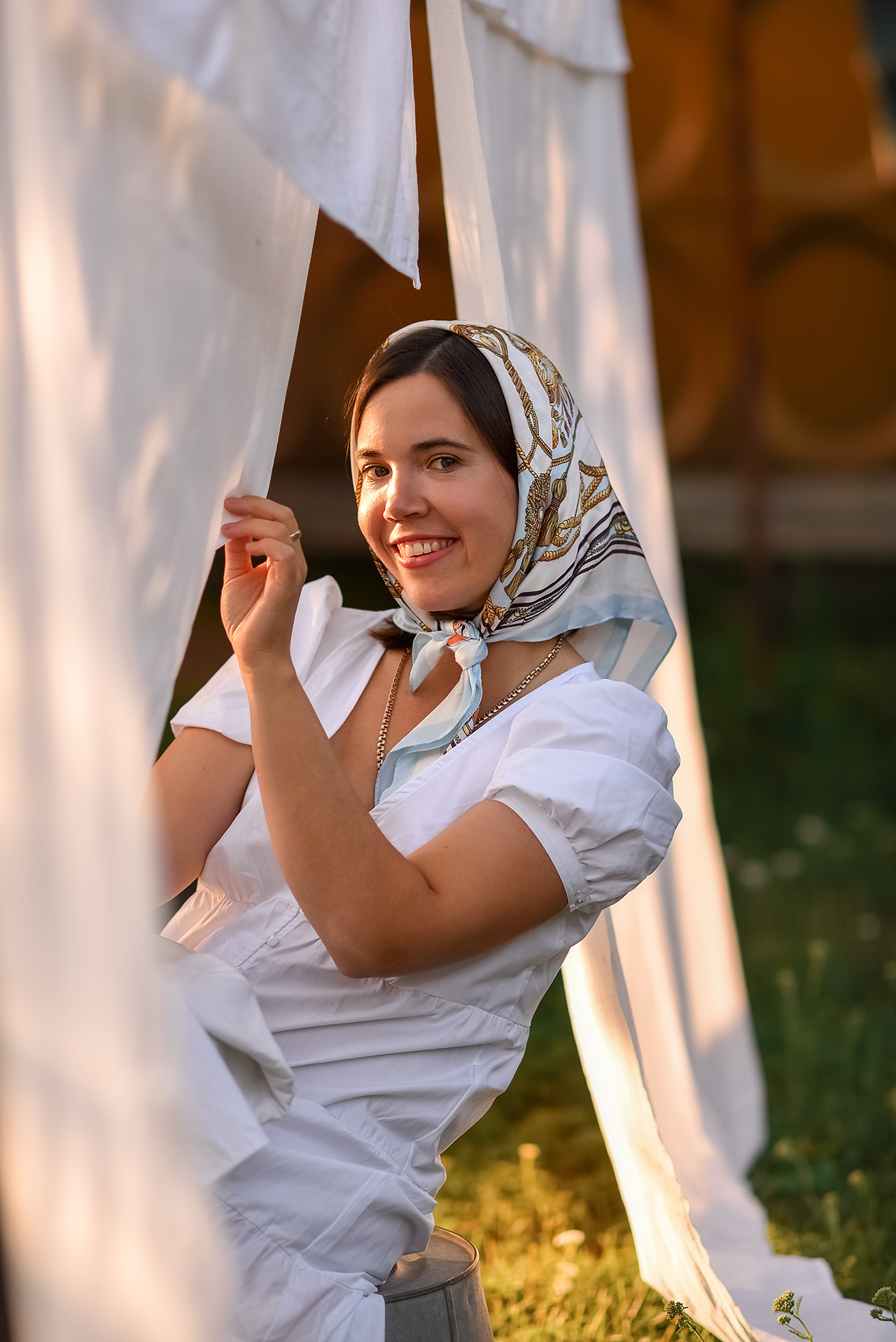 Фотосессия с белыми простынями. Фотограф Юлия Кондратьева