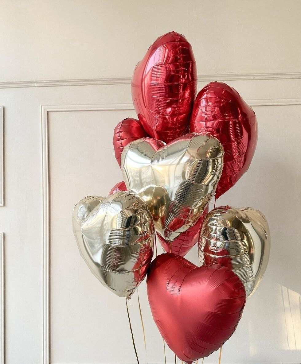 For her. Balloons and decorations in Serbia. Delivery 24/7