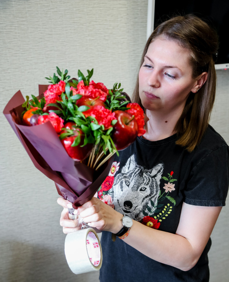 Дина. Съедобные букеты. Репортажный, семейный фотограф из Нефтеюганска