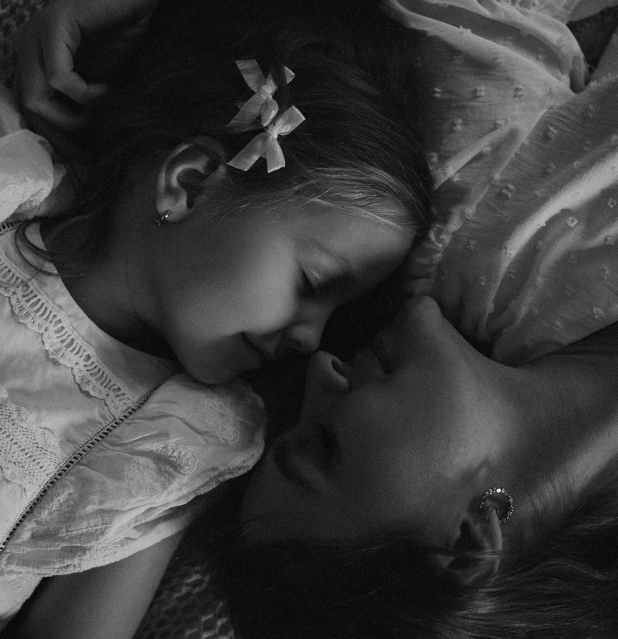 Арина и Лиза. Семейный фотограф в Москве и Московской области Александра Раизина