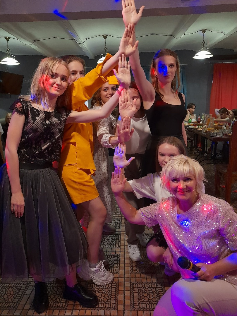 Ведущая Жанна Забойная. Ведущий, Тамада, DJ, фото в Перми. Хорошее настроение