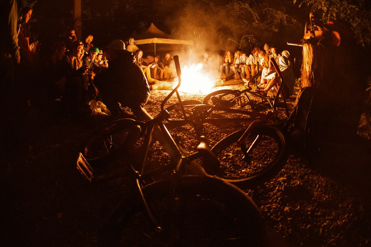 Lifestyle. Bivol images