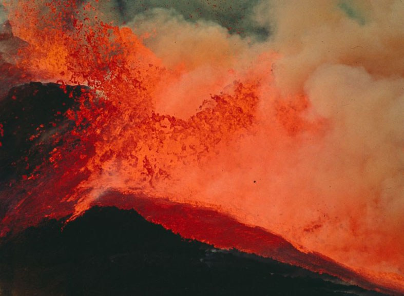 в-н Толбачик, 1975г.