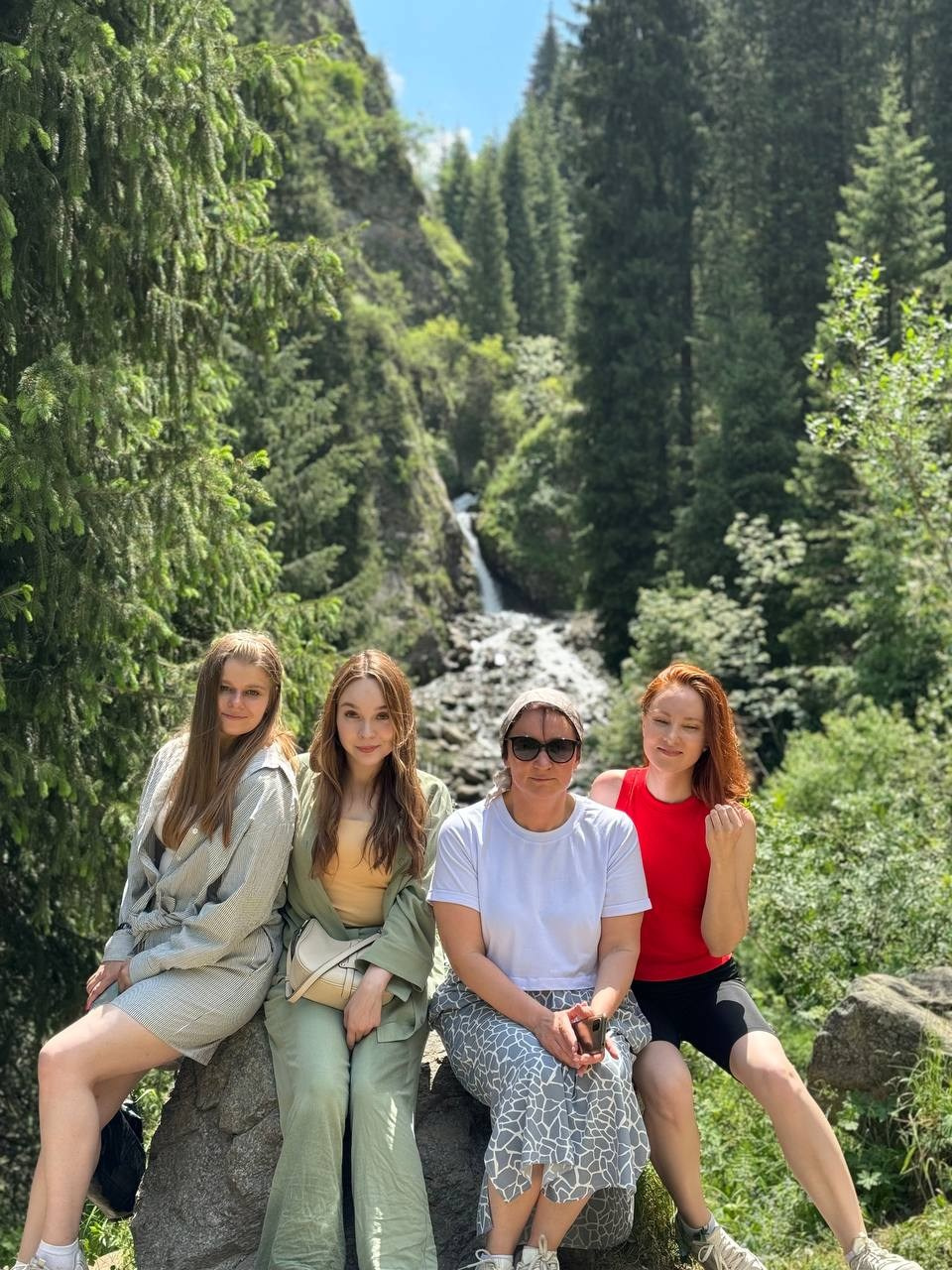 Водопад Аюсай рядом с Алматы, Казахстан. Где находится, как доехать, фото и видео зимой и летом