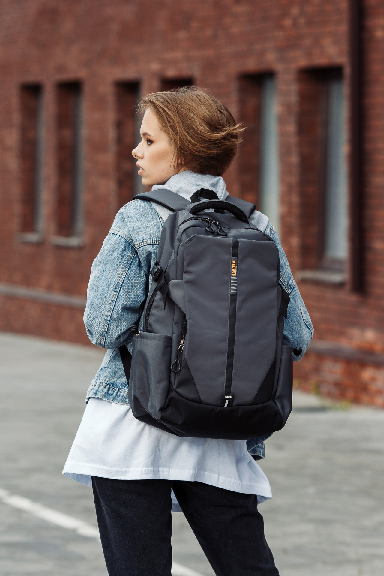 WB OZON Рюкзаки. Фотосъёмка для бизнеса — предметное фото, репортаж с мероприятий, портреты людей, съёмка интерьера и экстерьера