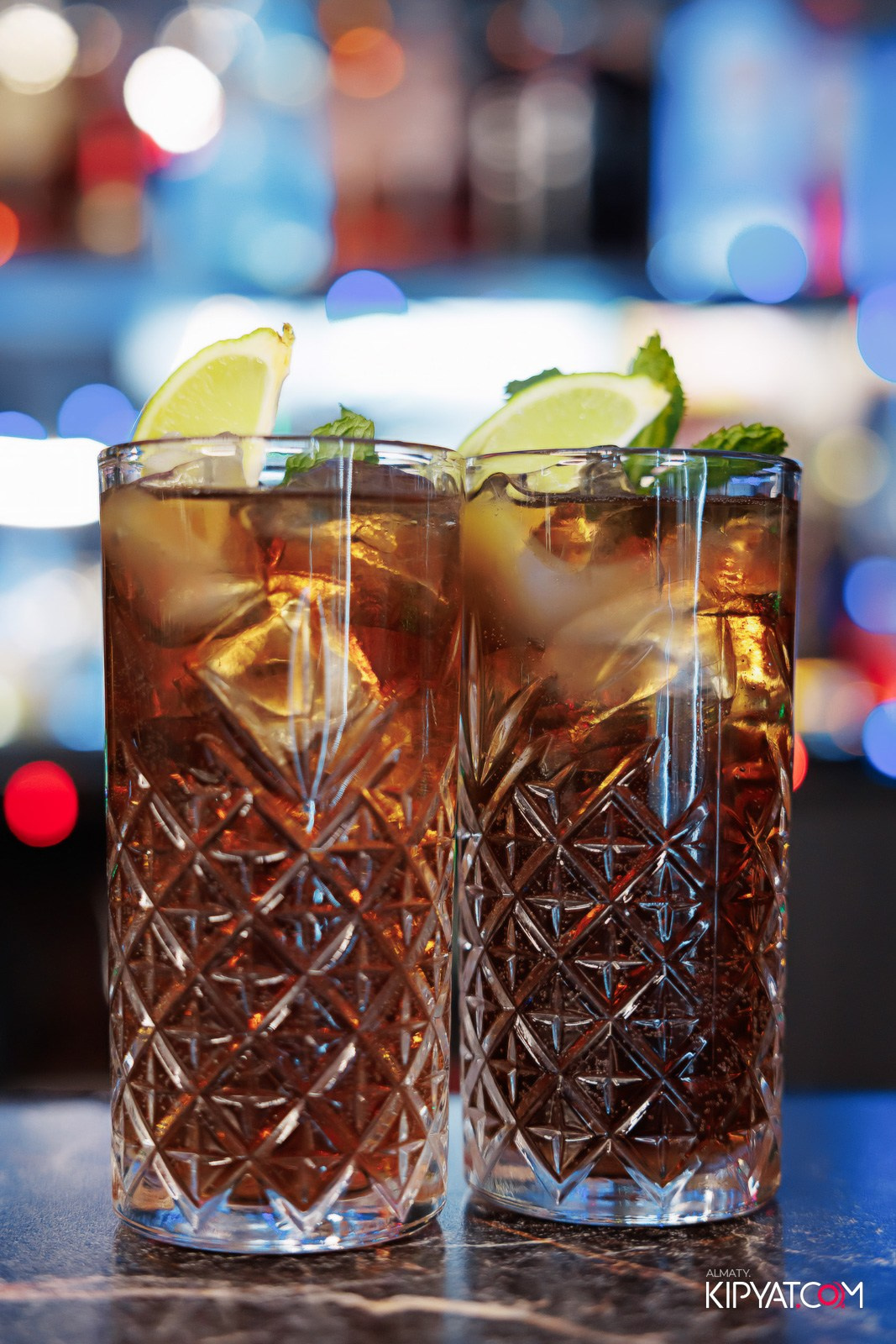 УХО И МЕДВЕДЬ НА ГАГАРИНА. КИПЯТКОМ АЛМАТЫ!