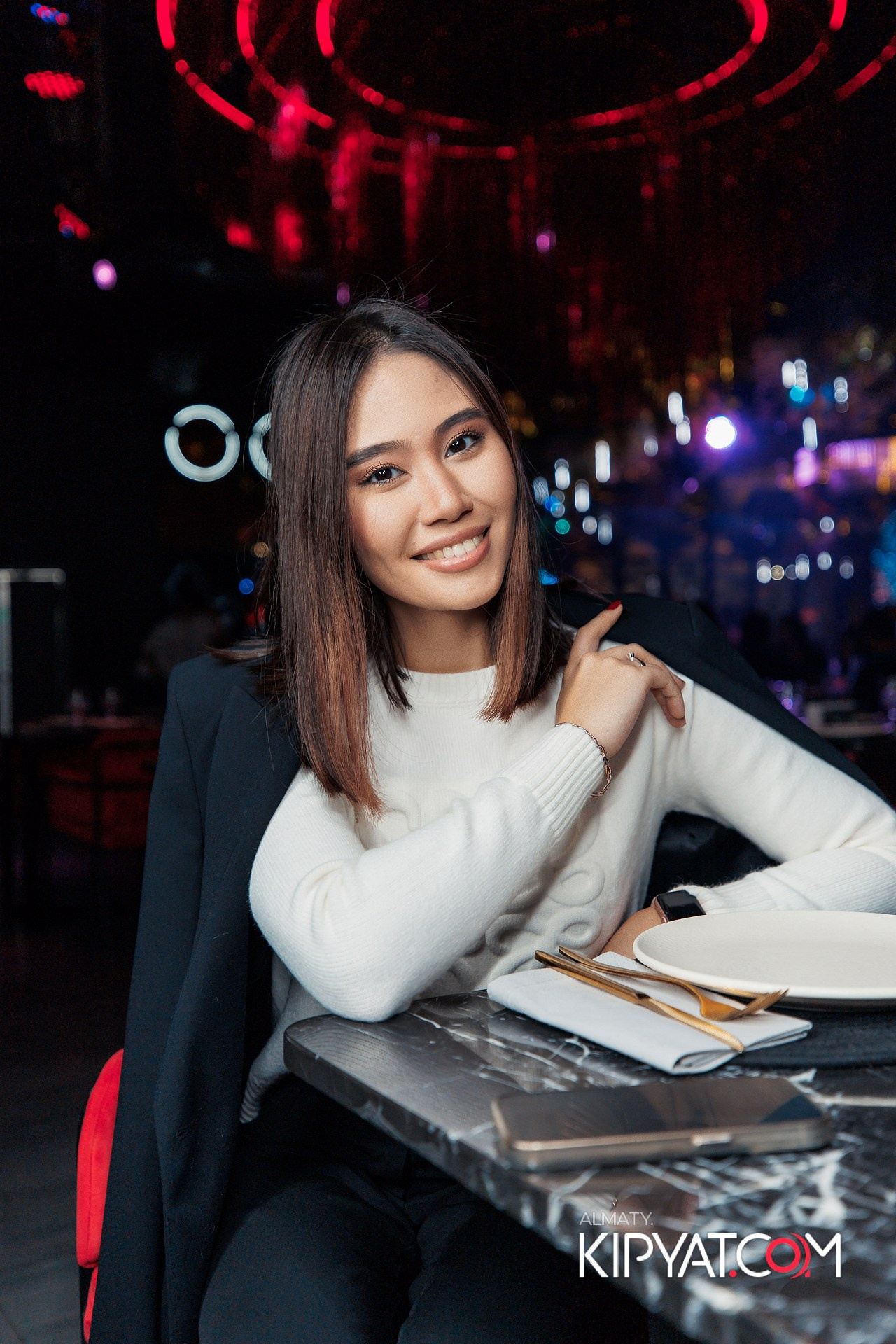 Friends bar & terrace. КИПЯТКОМ АЛМАТЫ! Фотосъемка мероприятий в Алматы