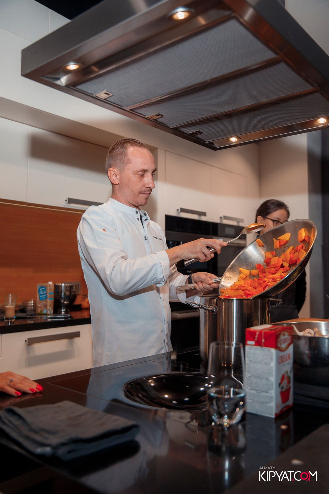 МАСТЕР-КЛАСС MIELE. КИПЯТКОМ АЛМАТЫ!