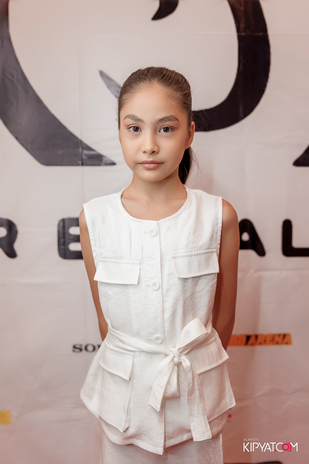 ПРЕЗЕНТАЦИЯ 10 ГРУППЫ КИНОПРОЕКТА STARBALALAR. КИПЯТКОМ АЛМАТЫ!