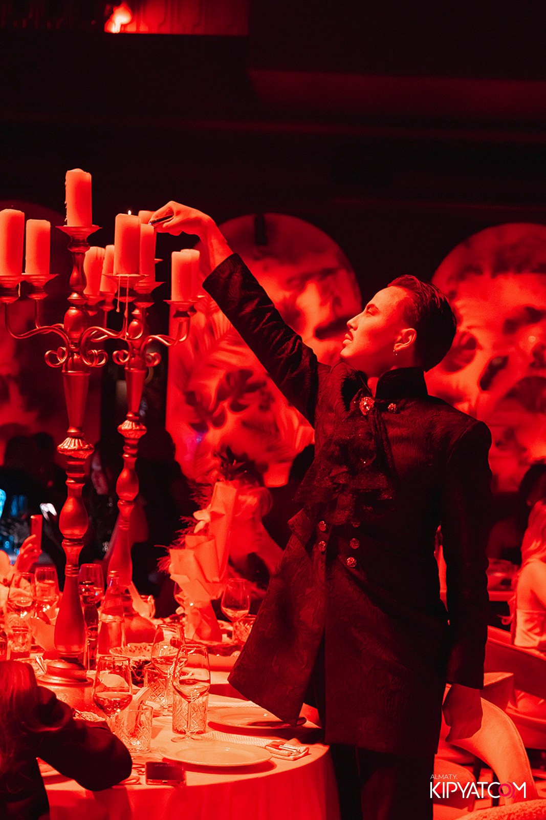 QUEEN. КИПЯТКОМ АЛМАТЫ!