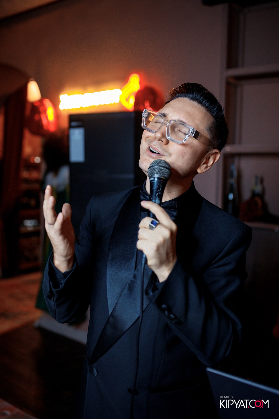 EZO РЕСТОРАН. КИПЯТКОМ АЛМАТЫ!