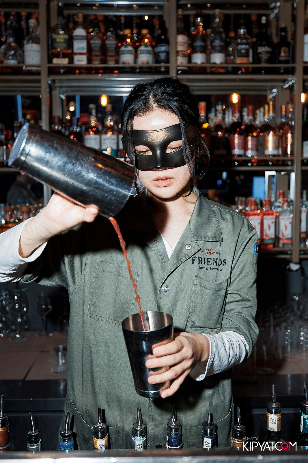 FRIENDS BAR & TERRACE. КИПЯТКОМ АЛМАТЫ! Фотосъемка мероприятий в Алматы